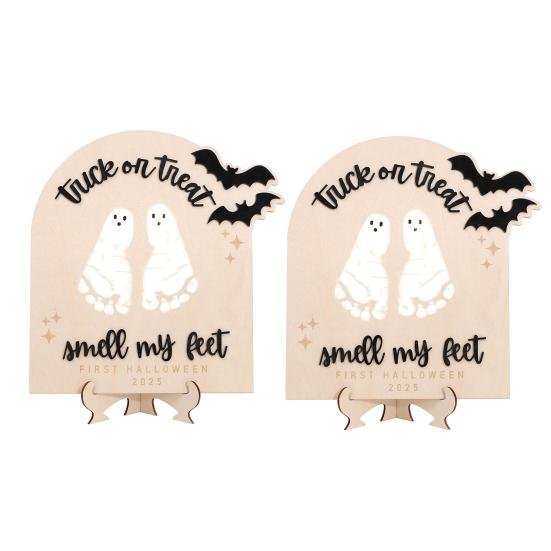 1/2Pcs Baby First Halloween Footprint Sign with Base Spooky Bat Trick or Treat Smell My Feet Footprint Milestone Keepsake Wooden Decoration