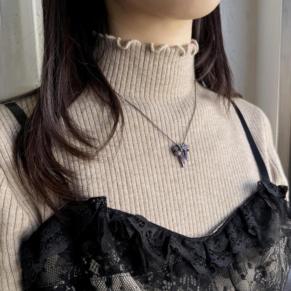 Ожерелье с мотивом ленты SAMN204840XV [Anna Sui]