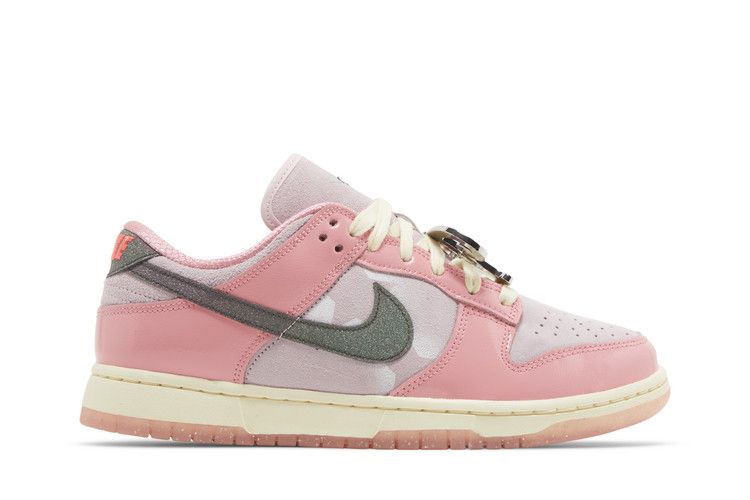 Женские кроссовки Nike Dunk Low LX Barbie (Женский) Розовая пена/Бледно-ванильный/Черный/Розовый лотос
