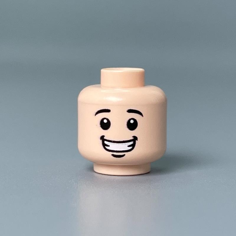 Набор голов минифигурок из строительных блоков – Выражения лиц в жёлтом