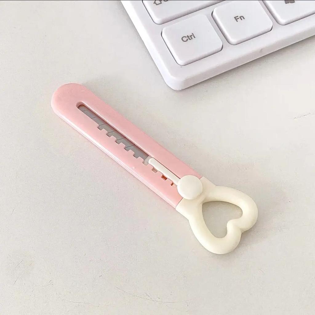 Любовь Канцелярский нож Дом Студент Обои Нож Планировщик Креативный Инструмент для распаковки посылок Ручной нож для бумаги Защита от порезов Планировщик