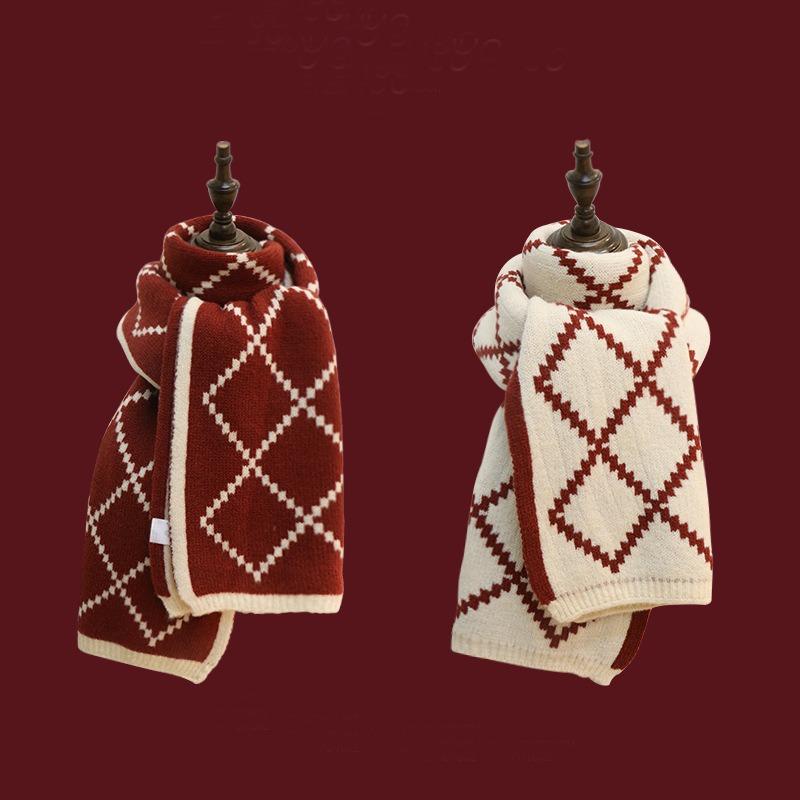Tonglu Red New Year's Scarf, Women's Winter Christmas Knitted Wool Scarf, Korean Version of Versatile and Thickened