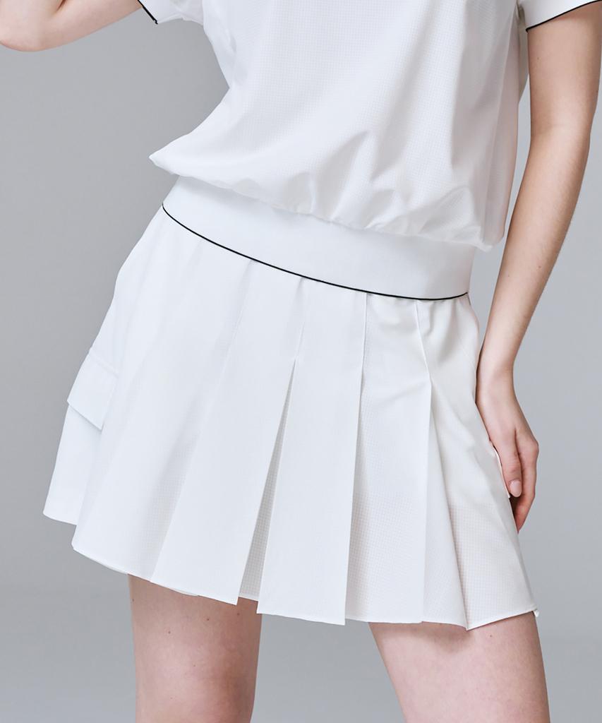 Cream Golf Punched Pocket Skirt