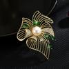 Women Elegant Hollow Leaves Exquisite Pins Brooches Creaive Casual Trendy Party Banquet Jewelry Pins Gift