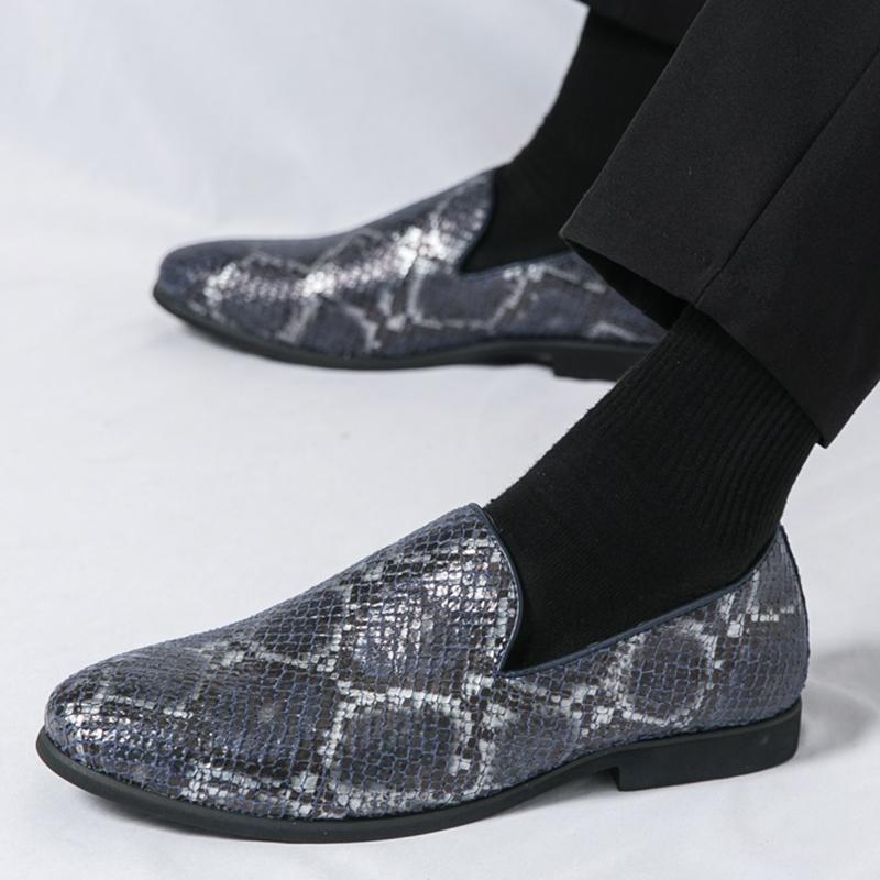 Luxury Designer New Men's Pointed Snakeskin Pattern Casual Shoes Male Formal Wedding Dress Homecoming Footwear Zapatos Hombre