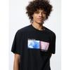 Uniqlo One Piece UT Графическая футболка D