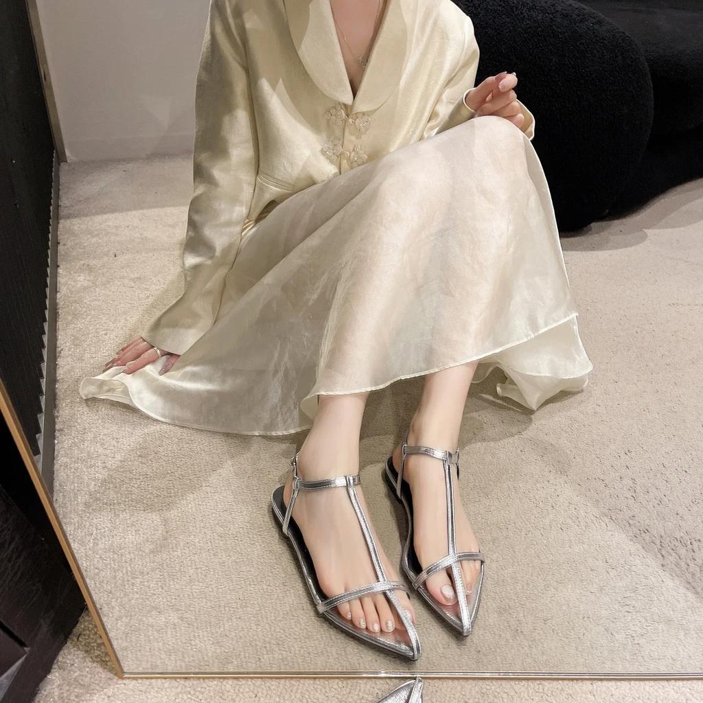 Модная распродажа женской обуви 2024 года, новые корейские модные сандалии с острым носком, женские летние простые сандалии с тонким ремешком на пятке