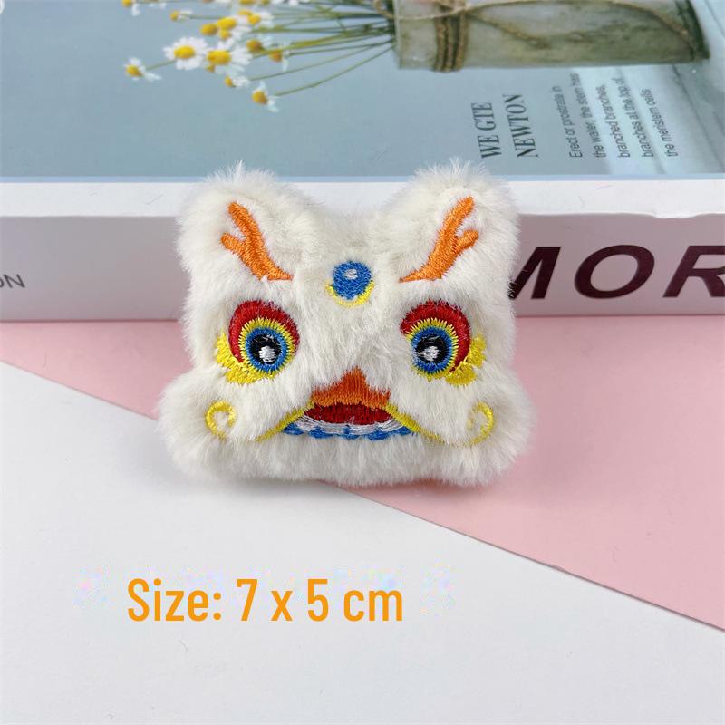 Новогодняя плюшевая брошь в виде змеи и льва, кулон в виде кролика с одеждой, обувью, шляпами - украшение для подарка