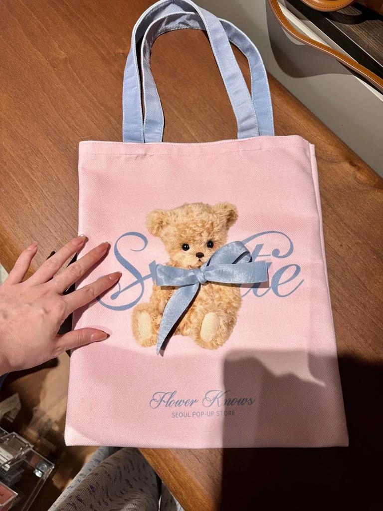 Flower Knows Лимитированная серия Пастельно-розовое Голубое Эстетичное Зеркало для Рук с Пуховкой и Холщовой Сумкой для Любителей Макияжа