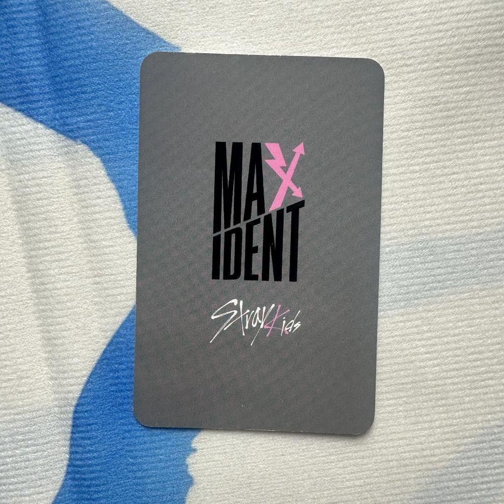 [Б/У] StrayKids 4-я неделя Чанбин MAXIDENT Санок торговая карточка