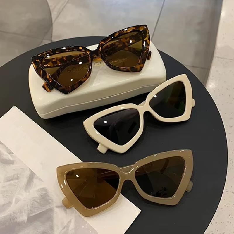 Женские ретро солнцезащитные очки «кошачий глаз» с защитой от УФ-лучей черного, белого и леопардового цвета