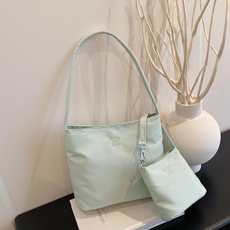 Осень новая женская персонализированная сумка через плечо текстура модный тренд нишевый дизайн сумка подмышку