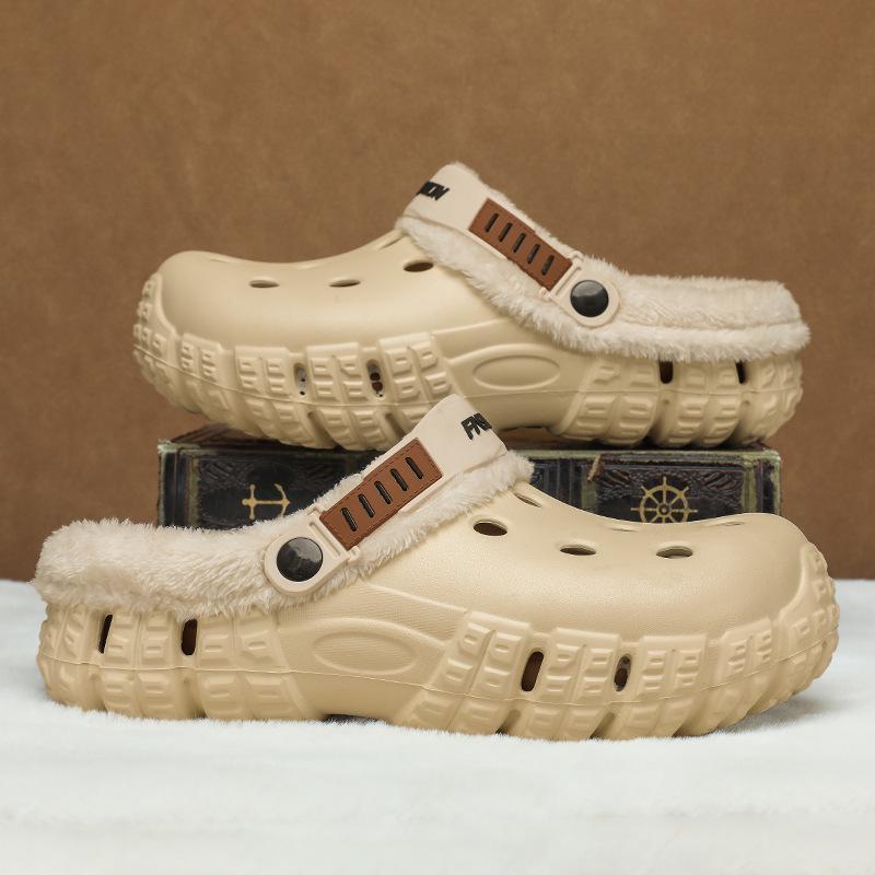 Мужские зимние тапочки с закрытым носком на флисовой подкладке: Плотный, теплый и удобный для использования на открытом воздухе