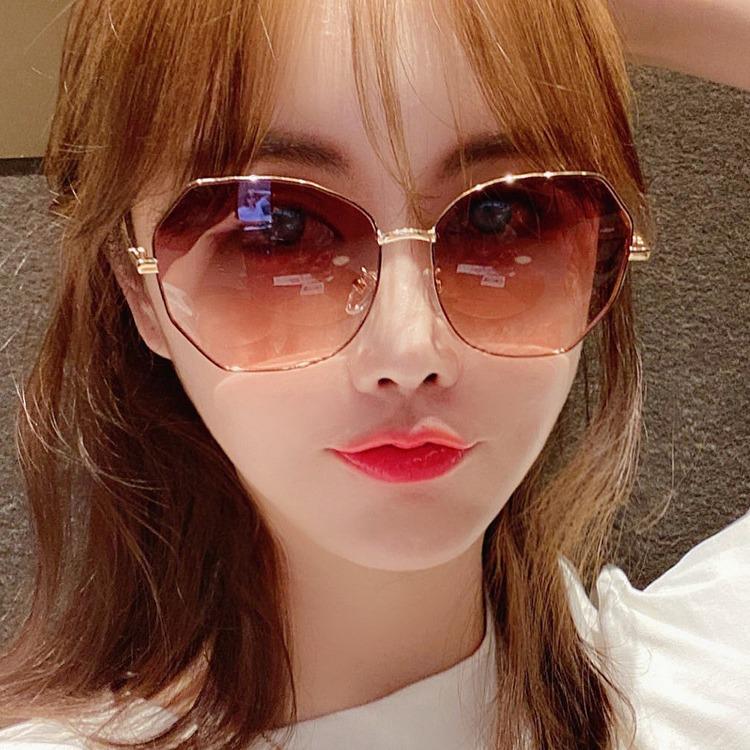 Women's sunglasses polarized UV protection sunglasses Internet celebrity glasses round face social domineering tide