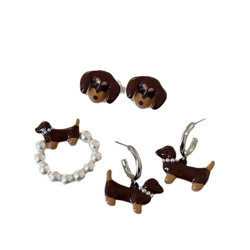 Милые милые серьги-гвоздики в виде таксы для женщин, нишевый дизайн, чувство уникальной индивидуальности, изысканные элегантные универсальные серьги