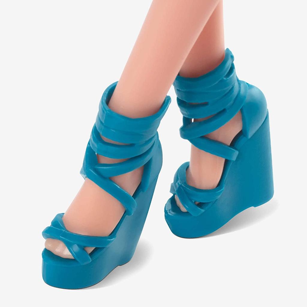 Кукла Barbie Signature Looks с рыжими волосами Кукла Barbie Looks с рыжими волосами #13 [Предмет]