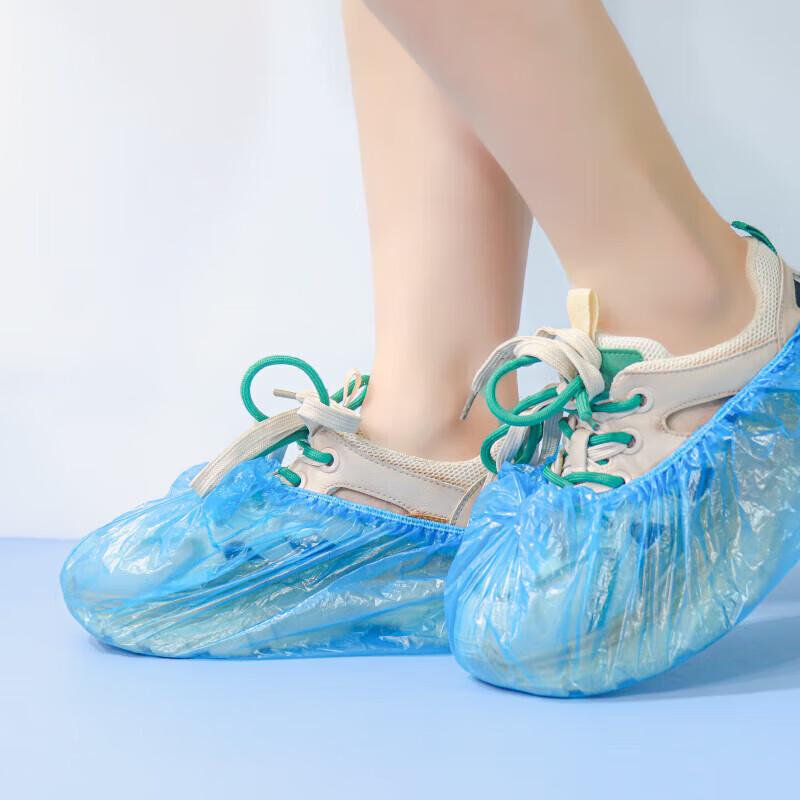 Утолщенные одноразовые бахилы