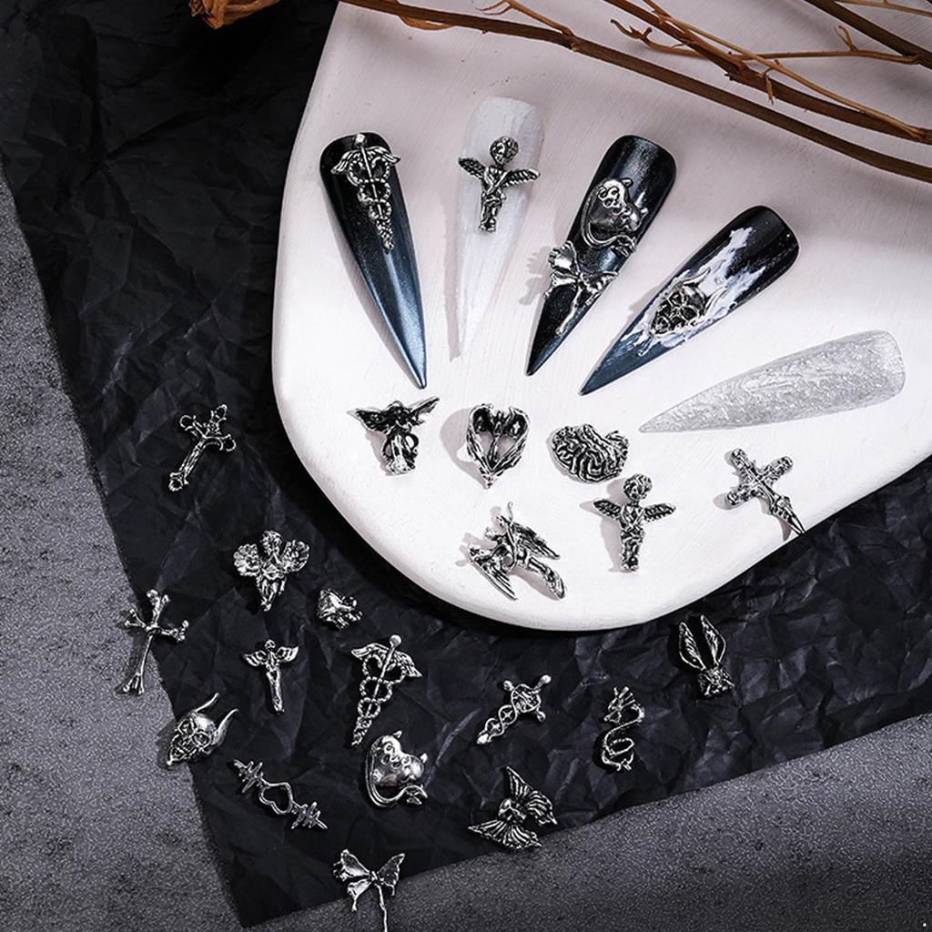 10Pcs Halloween Nail Charms Decorations 3D Metal Alloy Skull Cross Vintage Punk Style Nail Art Charms for DIY Manicure Nail Design Art Supplies