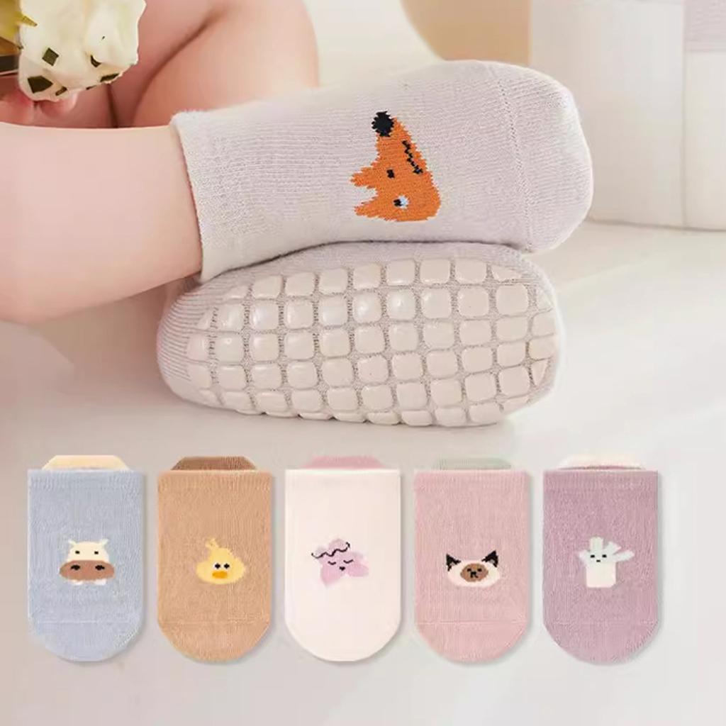 Носки для малышей, носки с нескользящей резиновой подошвой, дышащие хлопковые носки с героями мультфильмов, носки для первых походов, детские носки для ходьбы в помещении