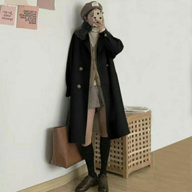 Hepburn-Style Wool Coat: 2023 Autumn/Winter Korean Edition, Loose Quilted, Thickened, Small Size, Women's Mid-Length