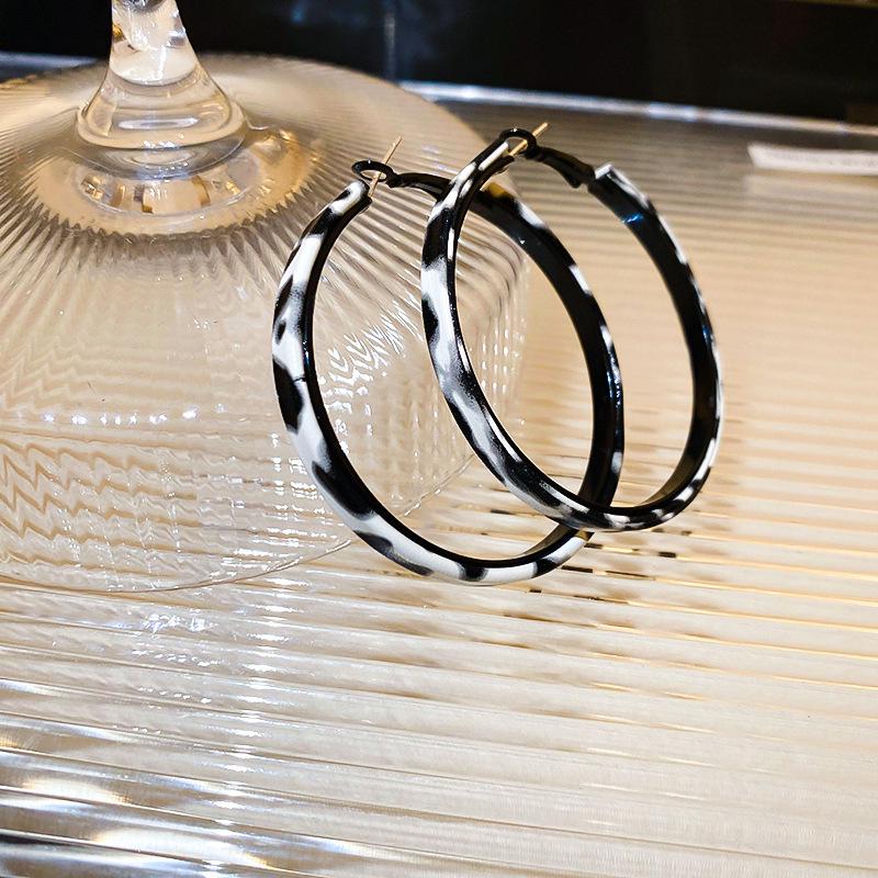 Серьги-пусеты Silver Needle Leopard Resin Geo Round, в стиле ретро Myer, нишевый дизайн для женщин