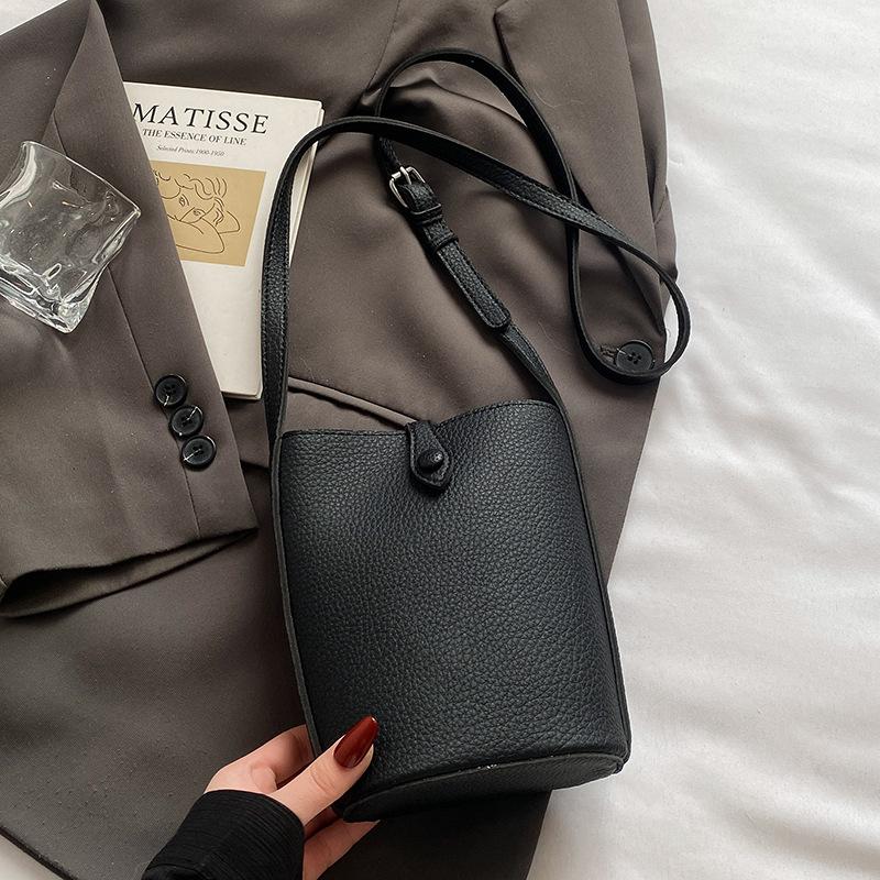 Korean Version of Casual Macaron Color Simple Lychee Pattern Mobile Phone Bag Female Versatile Commuter Foreign Style Messenger Bucket Bag