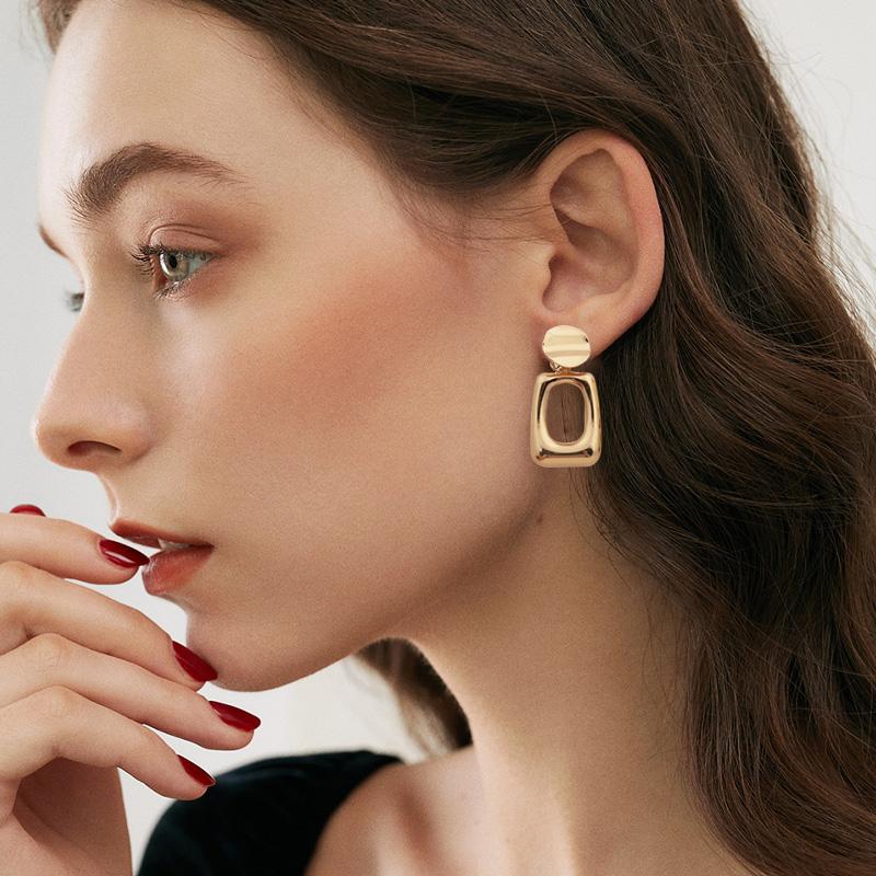 Простые серьги-капли квадратной формы для женщин, модные серьги с геометрическим дизайном с серебряной иглой, женские популярные украшения ARI
