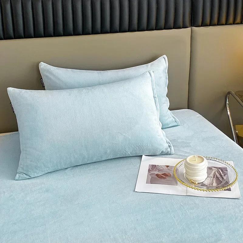 Velvet Fabric Pillowcase Bedding Sleeping Pillowcover High Quality Solid Color Pillow Cover Winter Warm Flannel Pillow Case