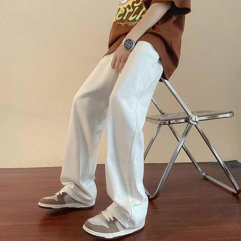 Men's Light Wash Straight-Leg Jeans: Trendy, Loose-Fit for Spring and Summer