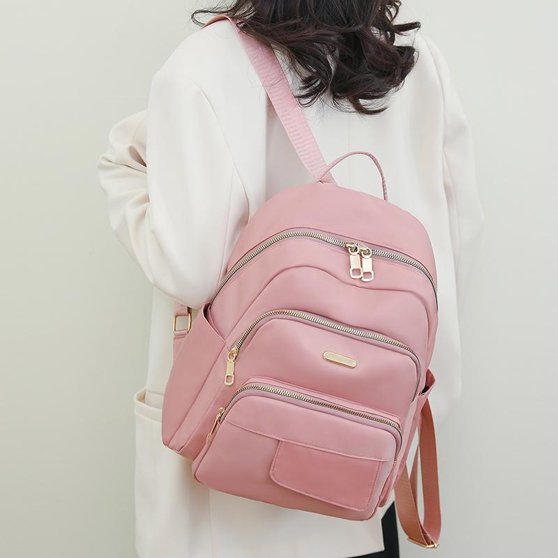 Women's Large Capacity Backpack Solid Color Commuter Bag for Women