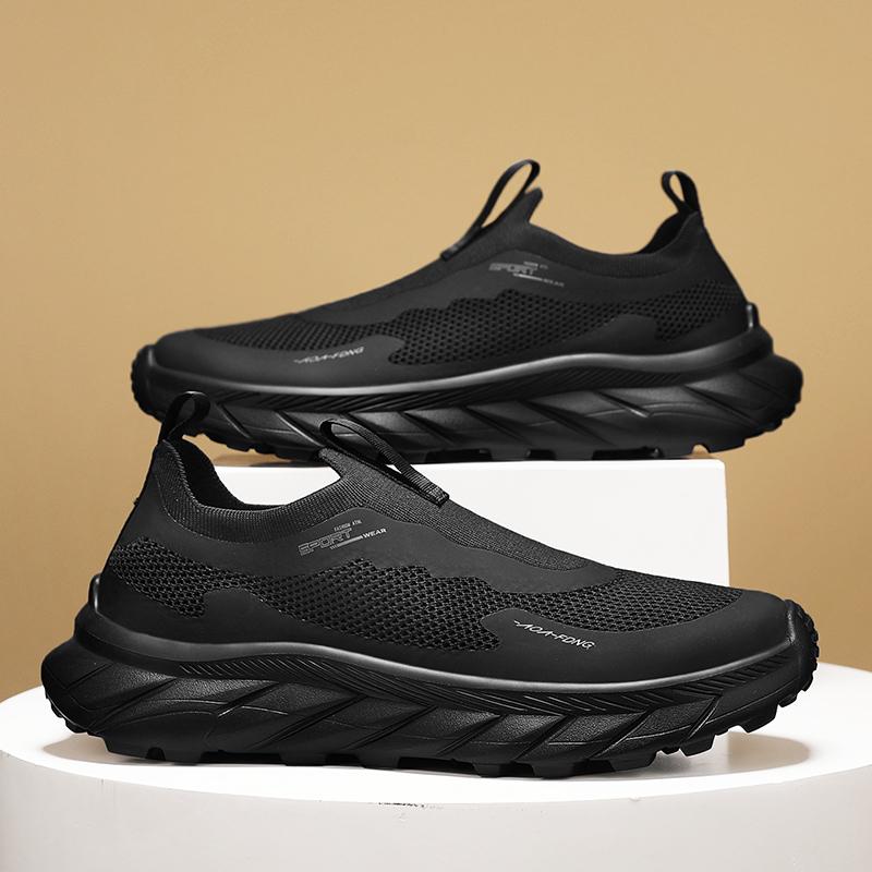 Мужская обувь Лето Новая Вязаная сетка Дышащая Удобная Платформа Мужские кроссовки Повседневные Мягкая подошва Черные Туфли слипоны