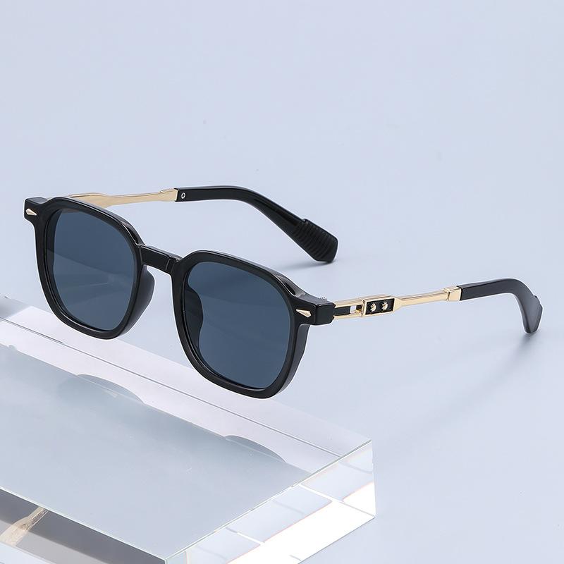 Men's and Women's Matching Fashionable Large Frame Stylish Retro UV-Resistant Sun Glasses9042