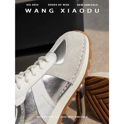 Женские серебристые спортивные кроссовки с толстой подошвой и ручной прошивкой