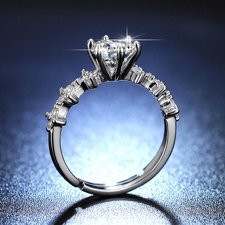 Кольцо с имитацией бриллианта Женское кольцо с четырьмя листочками клевера Кольцо с имитацией бриллианта моцарелла