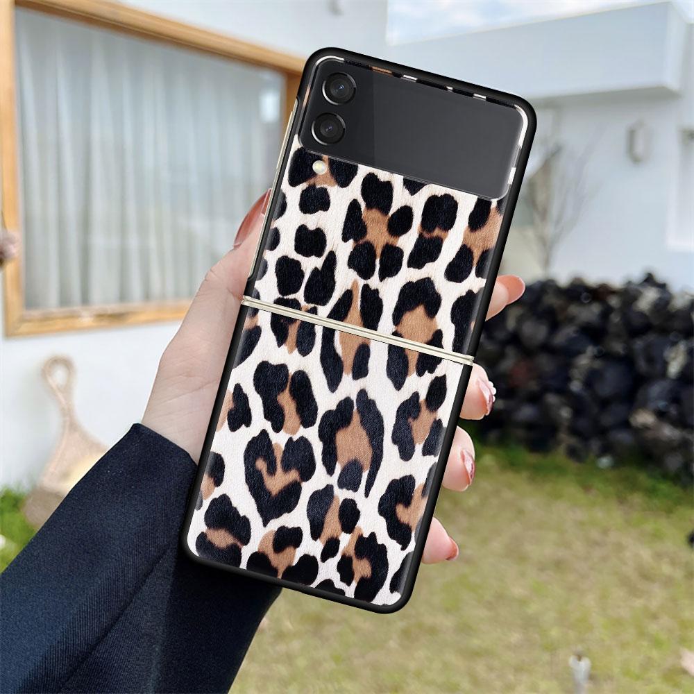 Роскошный чехол для Samsung Galaxy Z Flip 4 3 5G Черные жесткие ПК чехлы для телефона Модная задняя крышка ZFlip Funda Зебра Леопардовый узор Capa