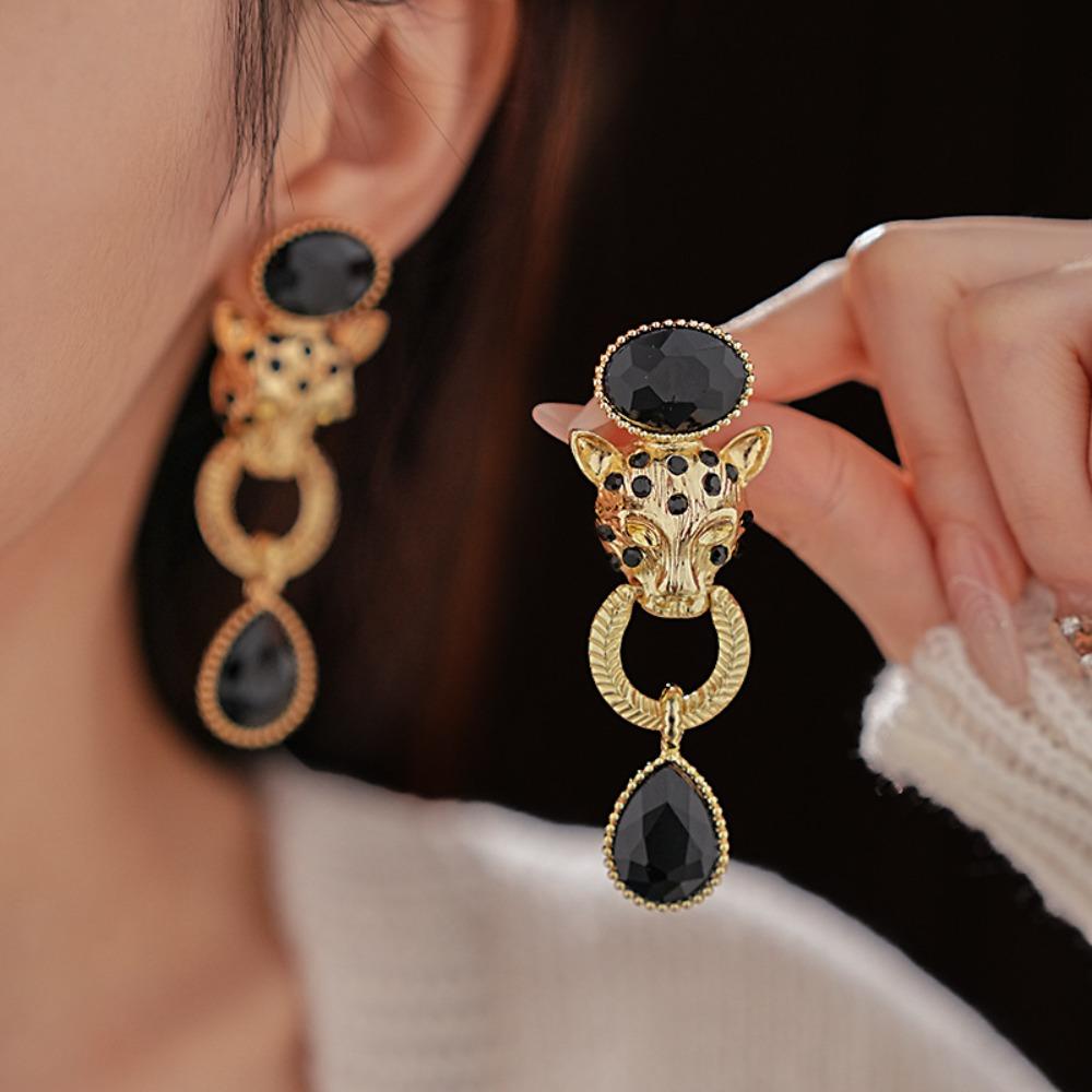 Crystal Vintage Earrings Women Ear Jewelry Rhinestone Stud Earrings Leopard Pendant Earrings  Gift