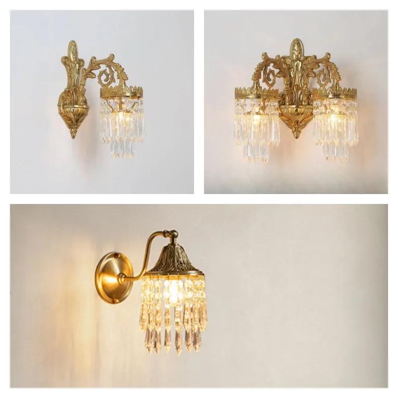 Роскошная медная хрустальная настенная лампа для гостиной, спальни, лофта, интерьера дома, с двумя плафонами, золотая, винтажный ретро стиль, настенный светильник