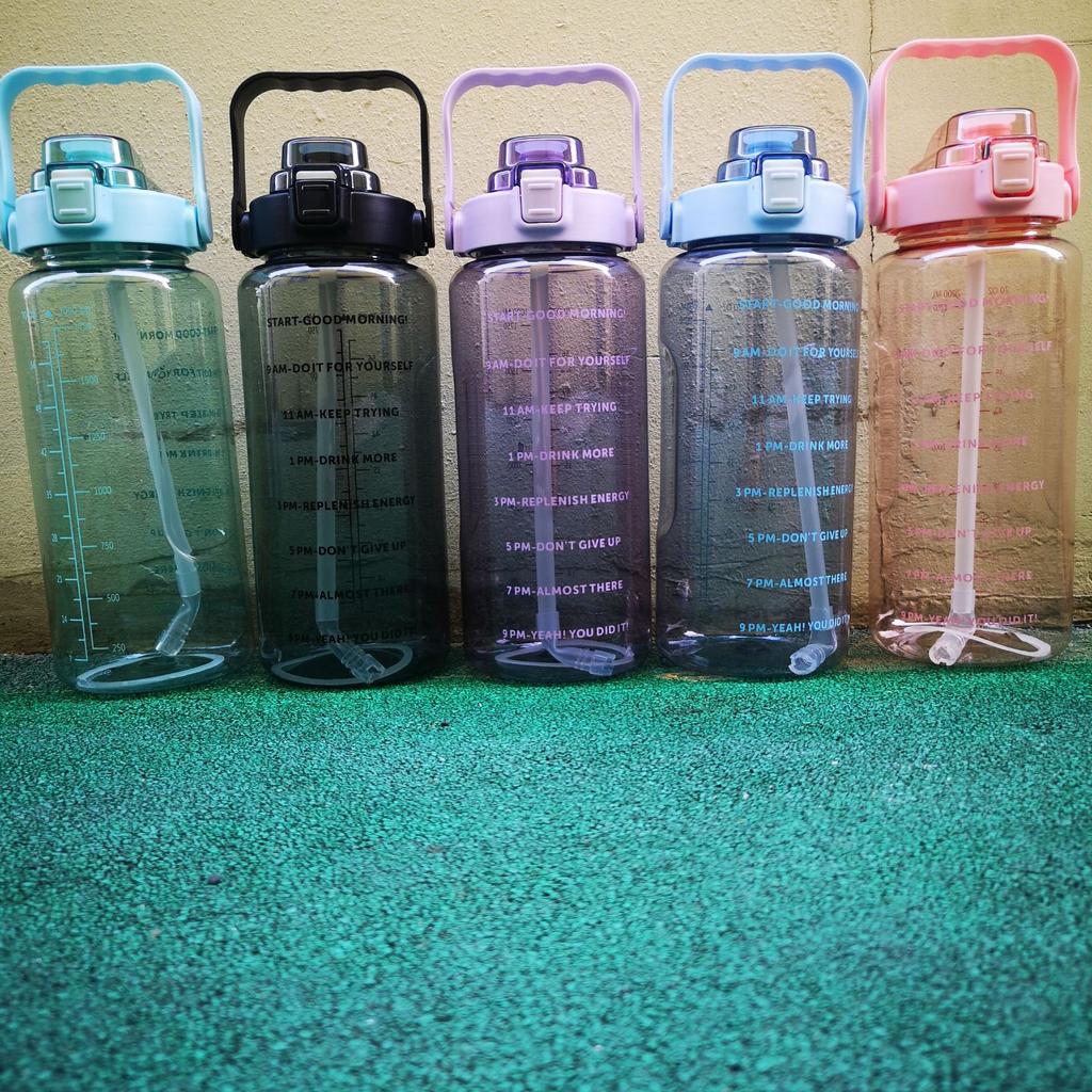 2L Sports Water Bottle with Straw Portable Large Capacity Water Bottles Fitness Bike Cup Summer Cold Water Jug with Time Marker