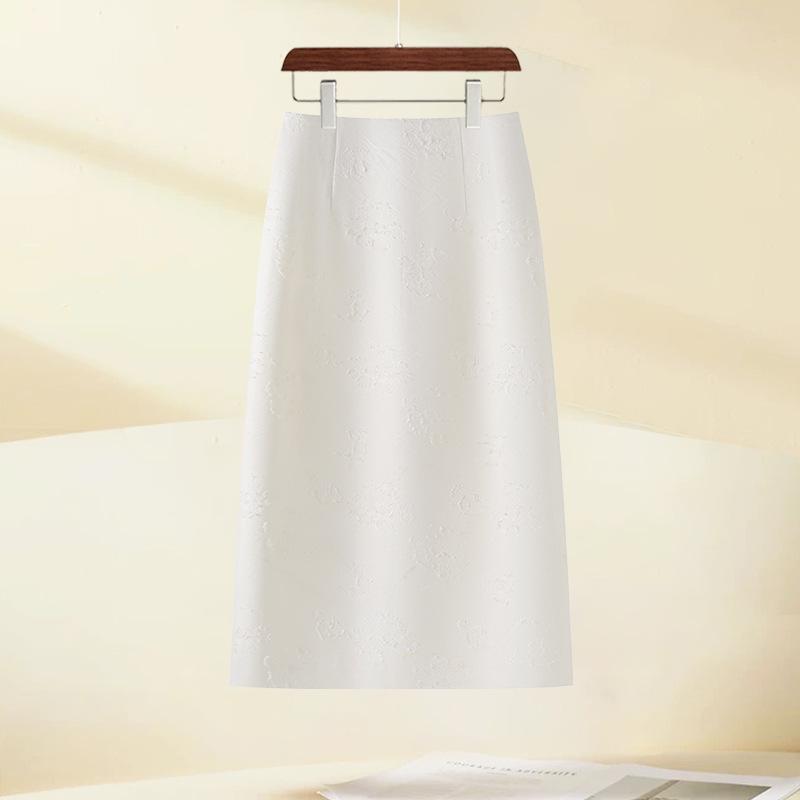 Новая жаккардовая юбка А-силуэта с высокой талией и пуговицей-лягушкой в китайском стиле 2026 года - Ретро и универсальная для женщин весной