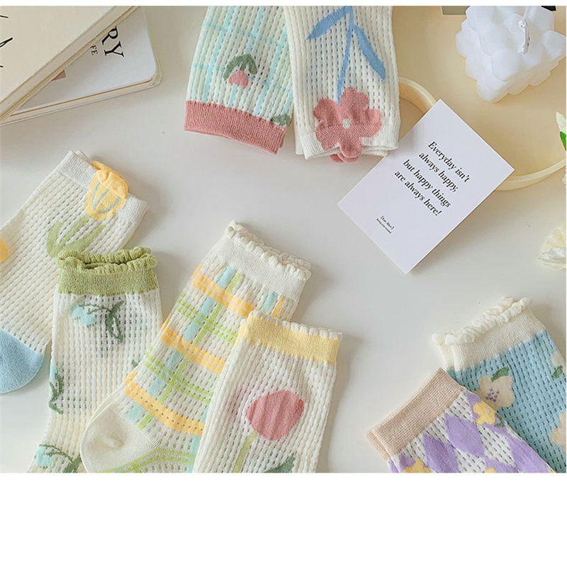 Носки для экипажа, женские повседневные милые носки в стиле ретро, ​​женские носки, модные летние длинные носки в стиле Харадзюку, дышащие сетчатые носки с цветочным принтом