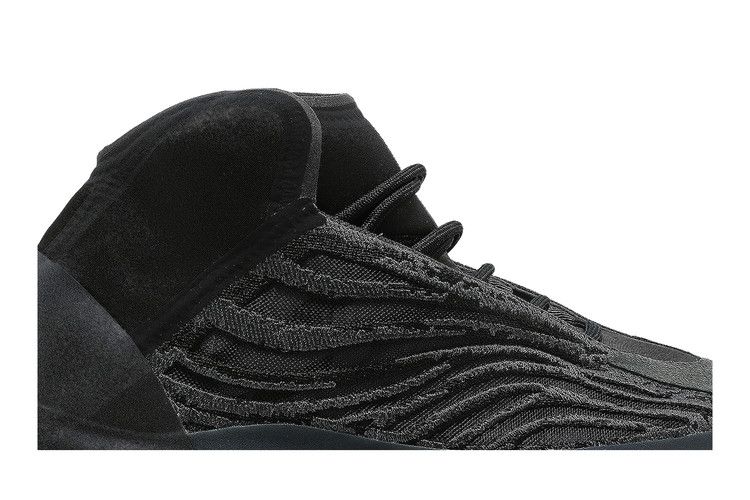 Мужские кроссовки adidas Yeezy QNTM Onyx Черный/Черный/Черный