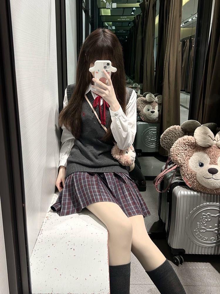 Жилет JK средней школы Мидзухара: Аутентичный вязаный кардиган в японском стиле для женщин - Идеально подходит для осени и зимы.