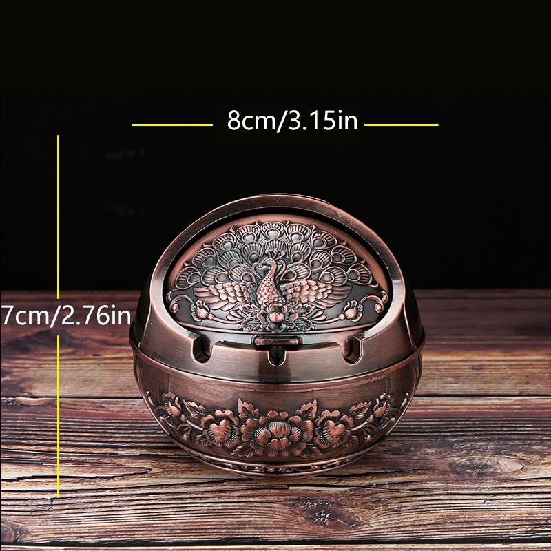 Metal Ashtray Smoking Windproof Vintage Lid Ornament Retro Cigarette Metal Decorative Gadgets Cigarettes Accessories