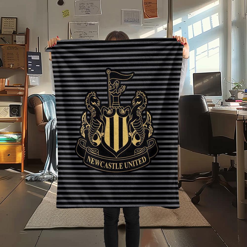 Newcastle United FC Flannel Blanket, High quality Comfortable for All Seasons, Home Decor, Warmth and Comfort