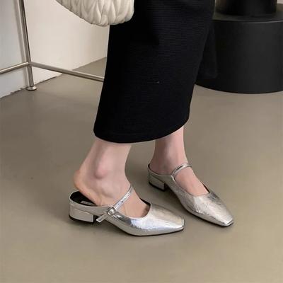 Новые женские тапочки с закрытым носком и квадратным каблуком. Низкие плоские шлепанцы. Туфли Мэри Джейн из резины и полиуретана. Женские