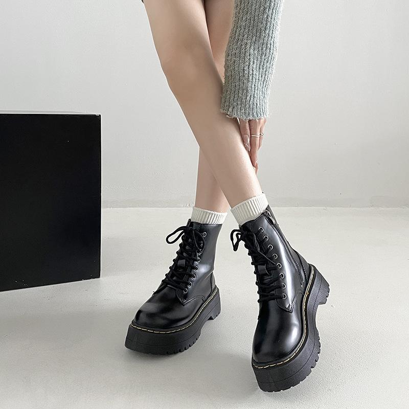 Ботинки Martin в стиле ретро черного цвета с толстым каблуком и толстой подошвой женские, новые весенне-осенние короткие тонкие ботинки в британском стиле 2025 года