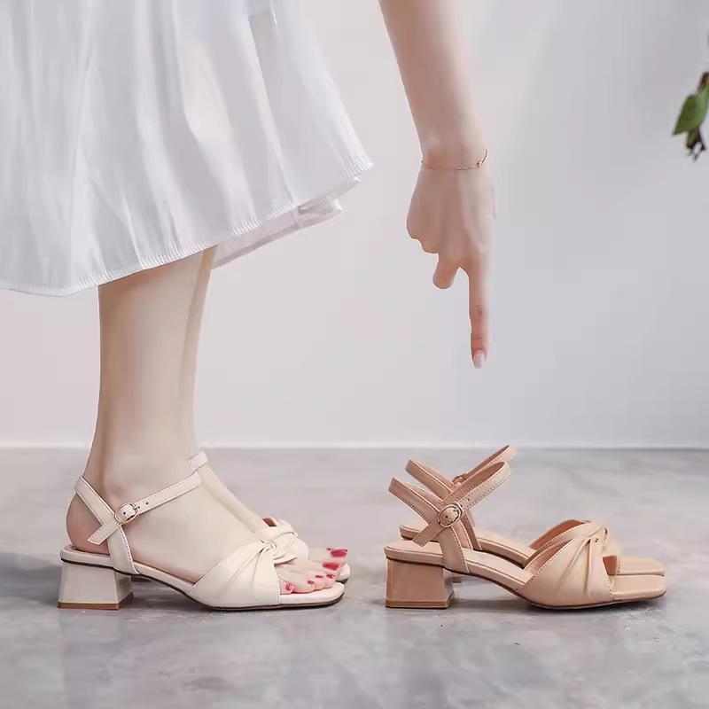 Босоножки на толстом каблуке женские летние 2024 года, новые однотонные модные туфли с открытым носком и пряжкой, элегантные универсальные туфли на высоком каблуке