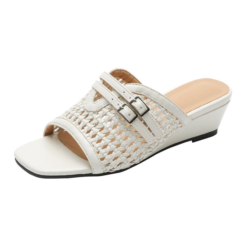 Корейская версия плетеных шлепанцев на толстом каблуке с вырезами, крутые шлепанцы для женщин для ношения, лето 2025, новые ретро шлепанцы с открытым носком, для ленивых