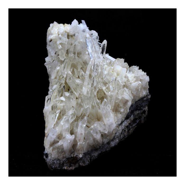 Pierres et Minéraux. Quartz. 740.0 ct. Le Trou des Chasseurs, Vizille, France..