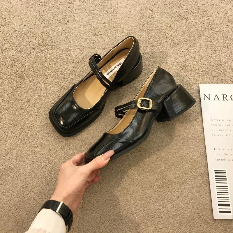 2024 Женская обувь Мэри Джейн Модные однотонные простые туфли в студенческом стиле на низком каблуке Повседневные ретро-туфли из кожи
